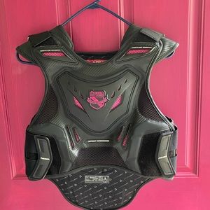 Icon Field Armor Vest